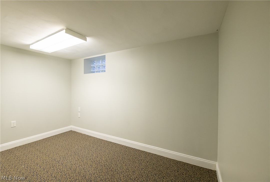 486 Harris Road Cleveland, OH 44143 - Photo 20 of 23 Gallery Image 20