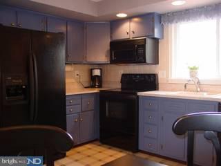 303 Devonshire Road Devon, PA 19333 - Photo 3 of 6