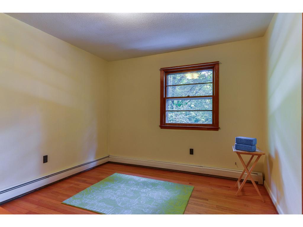914 Dugway Road Richmond, VT 05477 - Photo 14 of 24 Gallery Image 14