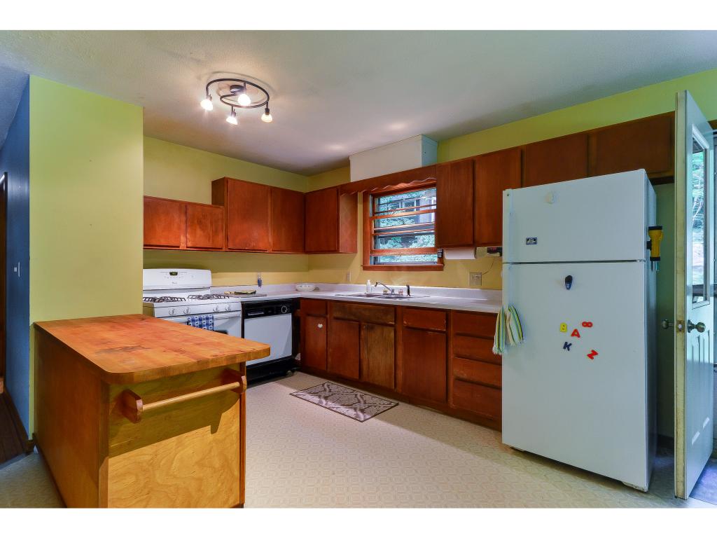914 Dugway Road Richmond, VT 05477 - Photo 8 of 24 Gallery Image 8