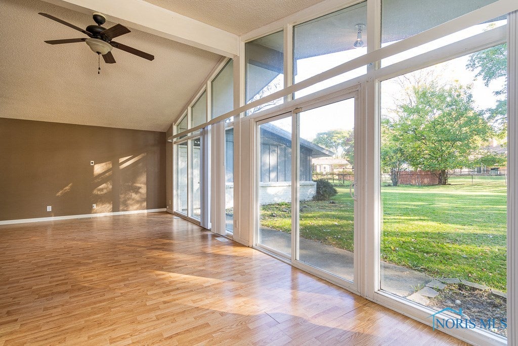 1516 Cherry Valley Road Toledo, OH 43607 - Photo 6 of 19 Gallery Image 6