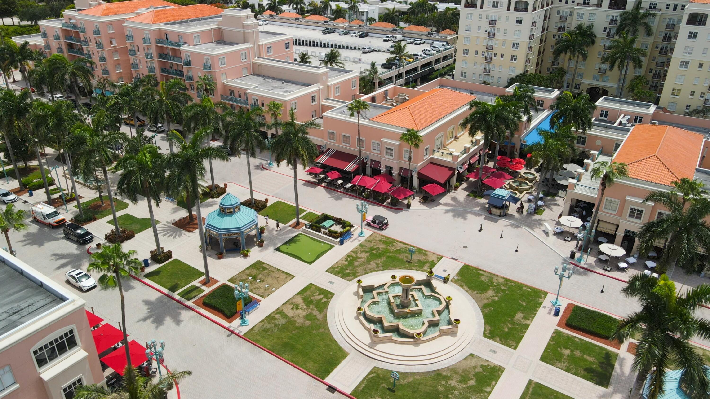 811 Granada Drive Boca Raton, FL 33432 - Photo 36 of 40 Mizner Park Fountain