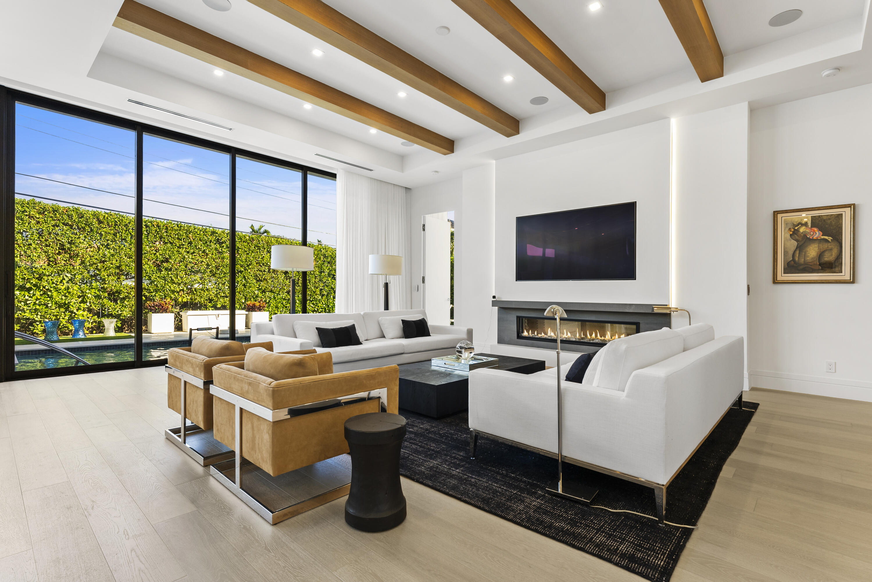 811 Granada Drive Boca Raton, FL 33432 - Photo 4 of 40 DSC05550