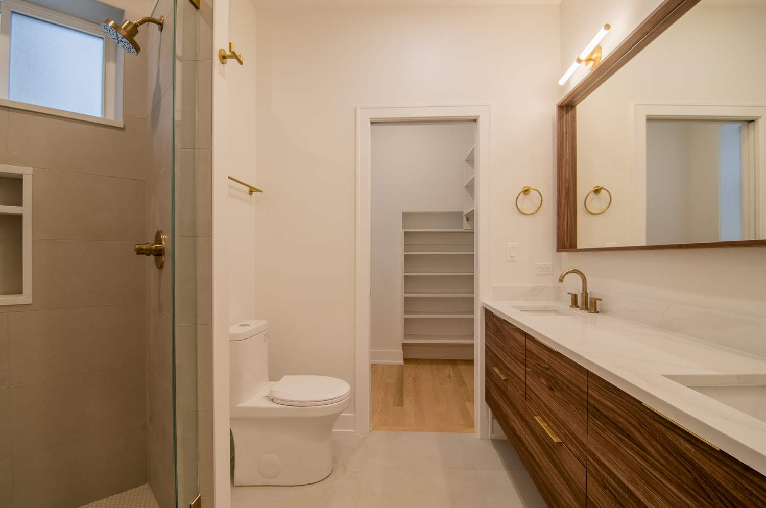 3720 North Racine Avenue, Unit 1 Chicago, IL 60613 - Photo 8 of 19