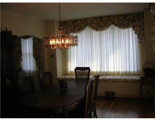 1143 Trion Road Pittsburgh, PA 15237 - Photo 5 of 14 Dining Room. The box bay window and window seat with storage below add charm and individuality to the dining room.