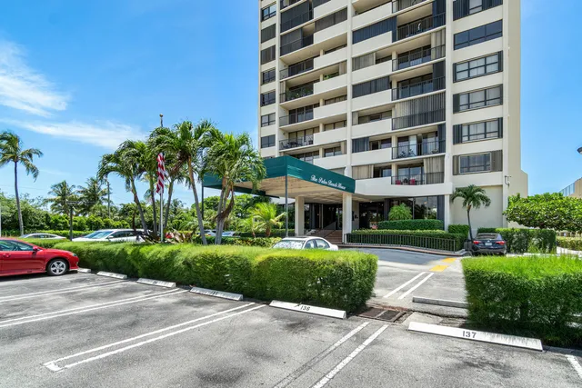 $2,800 | 5600 North Flagler Drive, Unit 409, West Palm Beach, FL 33407