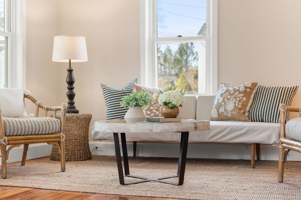 58 Aberdeen Road Milton, MA 02186 - Photo 9 of 41 Gallery Image 9