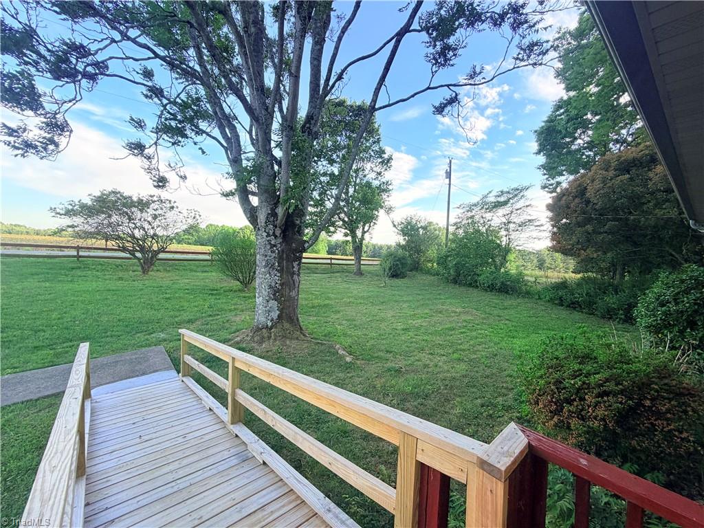 581 Martin Byrd Road Elkin, NC 28621 - Photo 15 of 24
