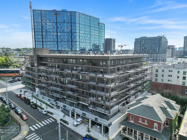 $599,900 | 635 7th Avenue South, Unit 318, Nashville, TN 37203