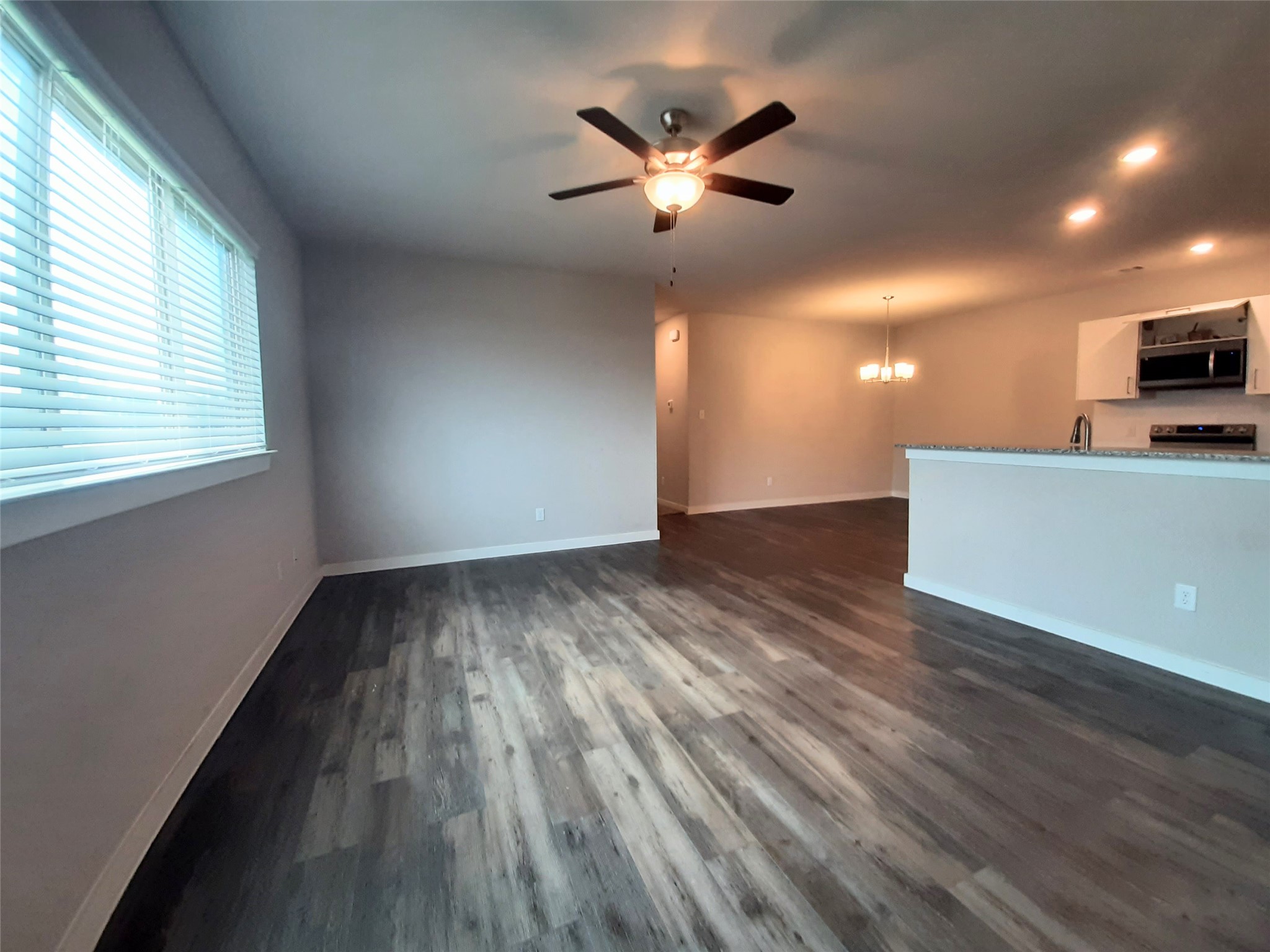 9877 Grosbeak Lane Magnolia, TX 77354 - Photo 3 of 15