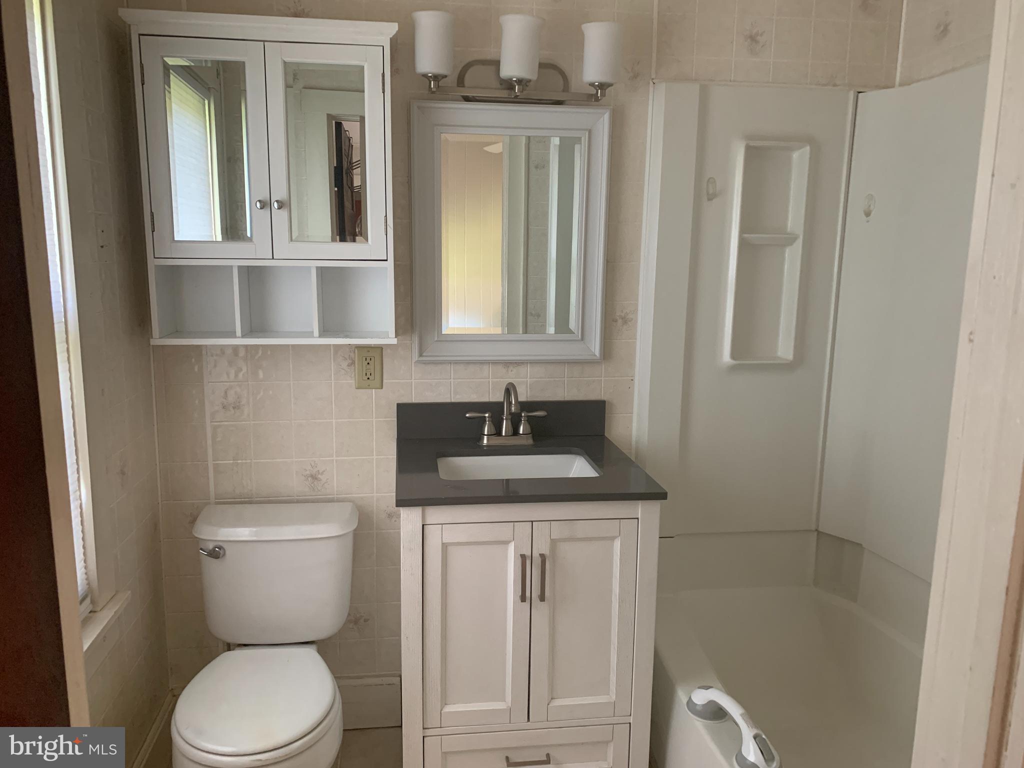 6205 Rock Hall Road Rock Hall, MD 21661 - Photo 12 of 17 Main level full bath
