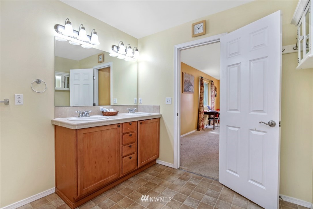 22915 27th Drive Southeast, Unit 69 Bothell, WA 98021 - Photo 17 of 25