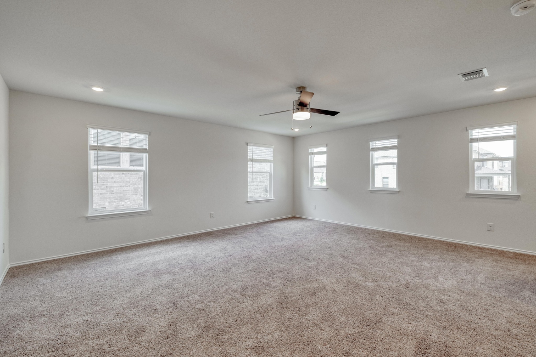 4608 Centola Loop Round Rock, TX 78665 - Photo 23 of 33 a view of an empty room with a window