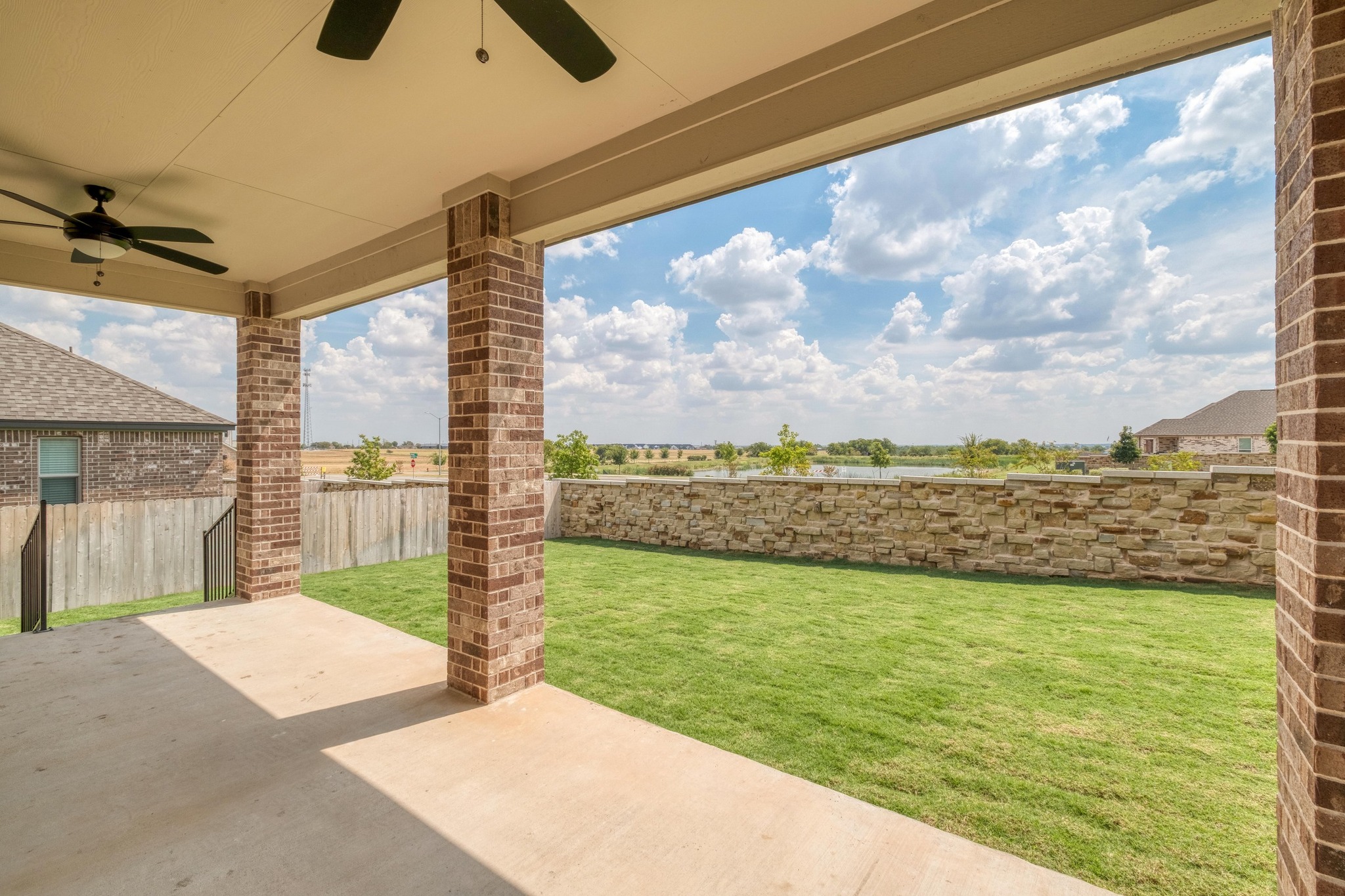 4608 Centola Loop Round Rock, TX 78665 - Photo 29 of 33 a view of a balcony with an ocean