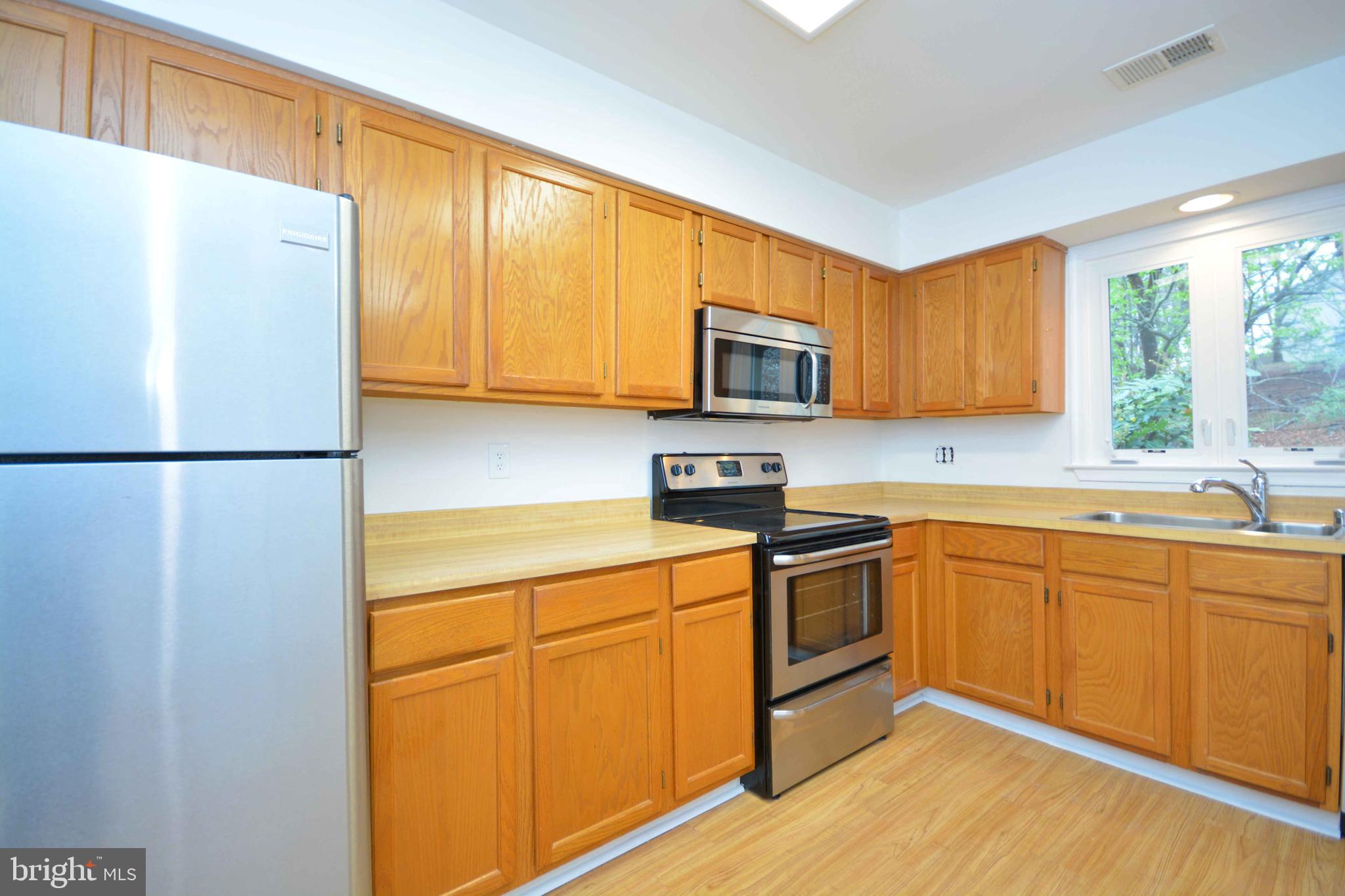 919 Schooner Circle Annapolis, MD 21401 - Photo 5 of 35