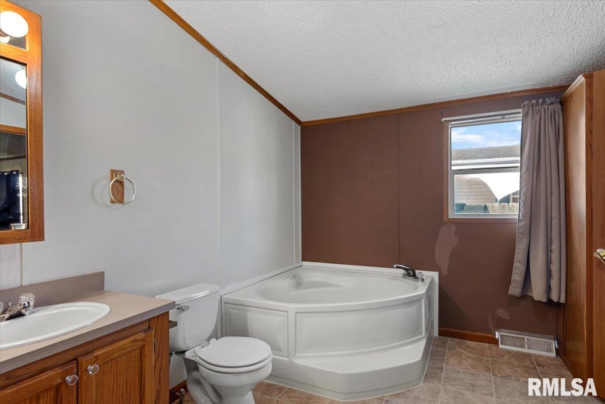 3319 Ridgewood Avenue Springfield, IL 62702 - Photo 27 of 32 Gallery Image 27