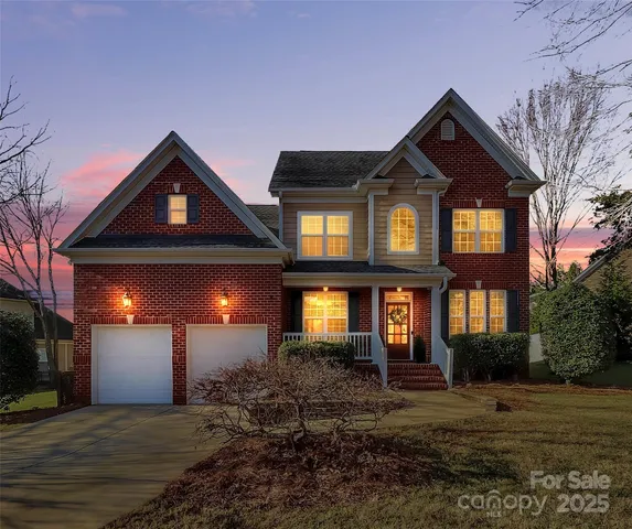 $525,000 | 762 Woburn Abbey Drive, Fort Mill, SC 29715