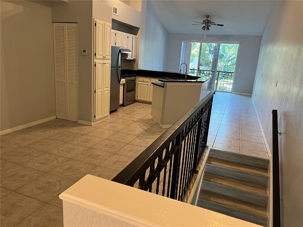 805 Normandy Trace Road Tampa, FL 33602 - Photo 12 of 41