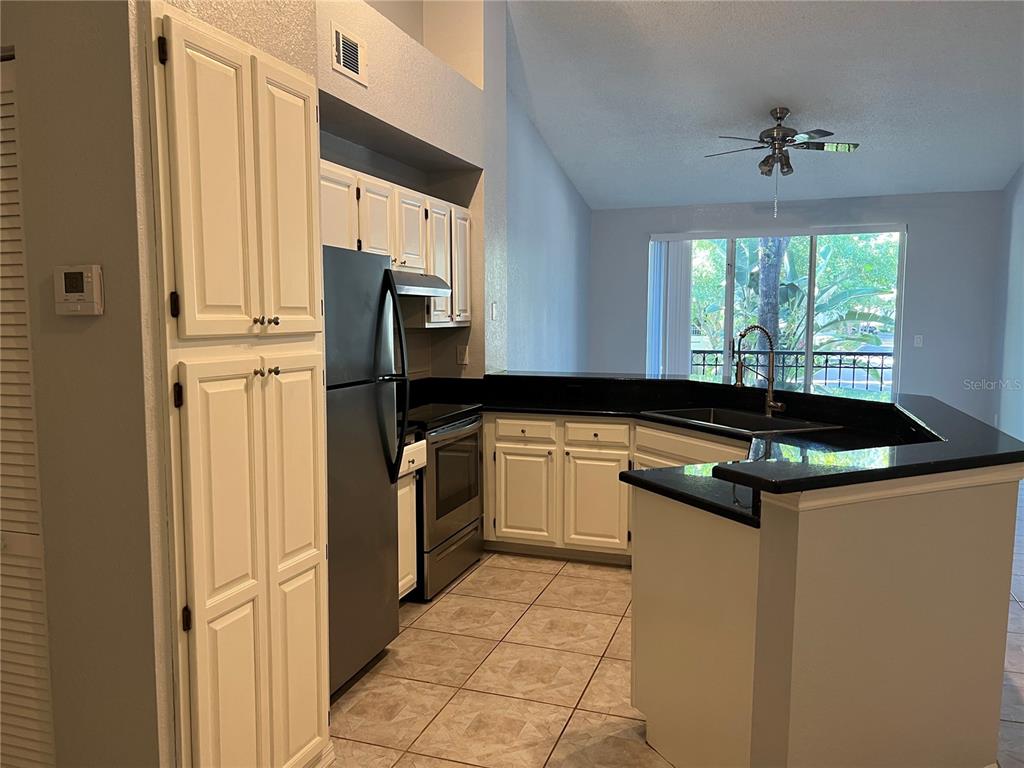 805 Normandy Trace Road Tampa, FL 33602 - Photo 16 of 41