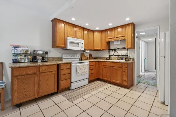 $440,000 | 2157 Arnold Way, Unit 201, Alpine, CA 91901