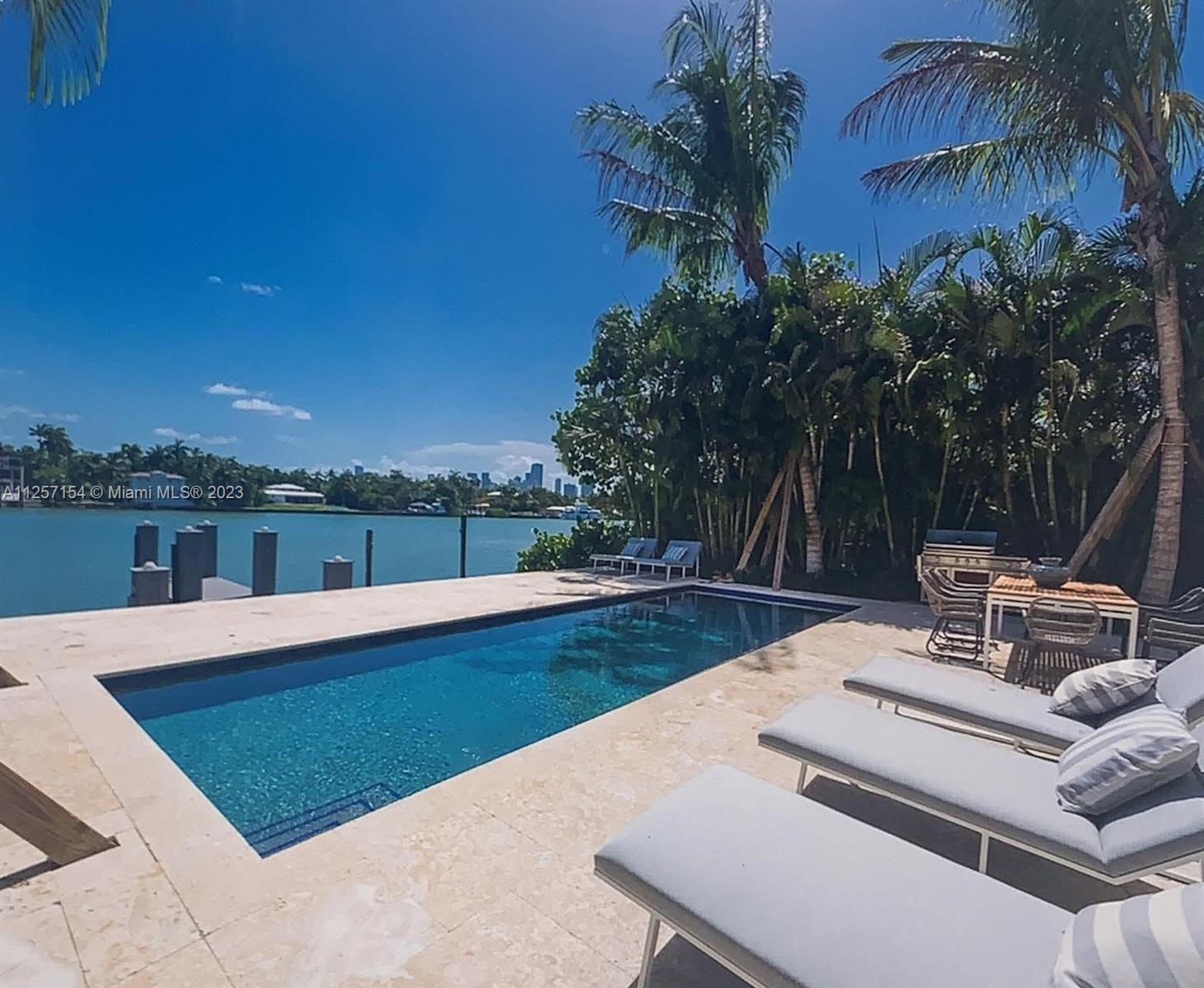 102 South Hibiscus Drive Miami Beach, FL 33139 - Photo 1 of 53
