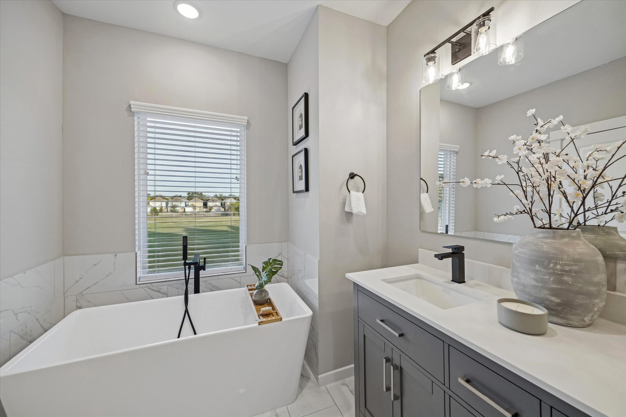 11307 Stonework Grove Lane Houston, TX 77076 - Photo 23 of 33 *Photos are of model home located in the community to reference finishes*