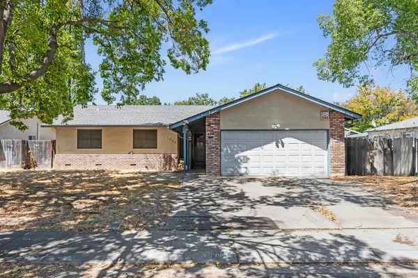 $375,000 | 1805 Glaston Avenue, Modesto, CA 95350