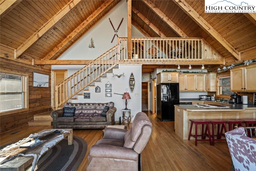 785 Little Tree Road West Jefferson, NC 28694 - Photo 8 of 25