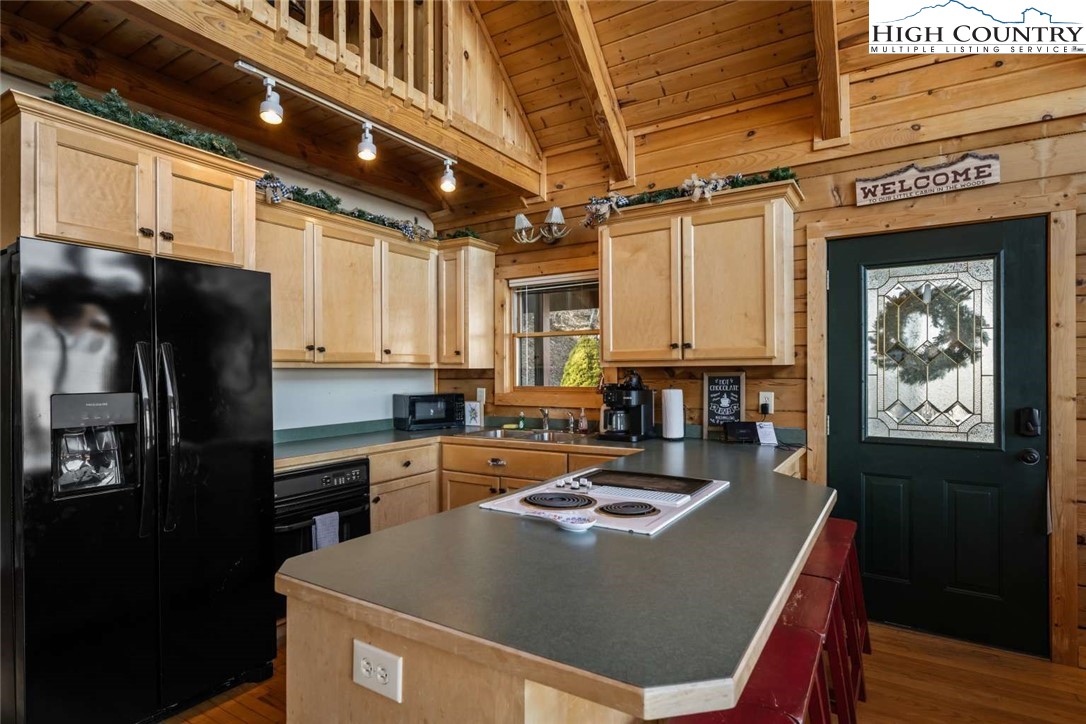 785 Little Tree Road West Jefferson, NC 28694 - Photo 9 of 25