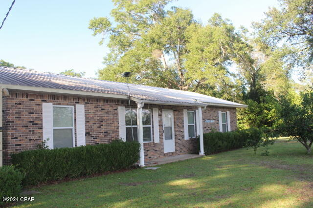 6562 Messer Road Grand Ridge, FL 32442 - Photo 3 of 44