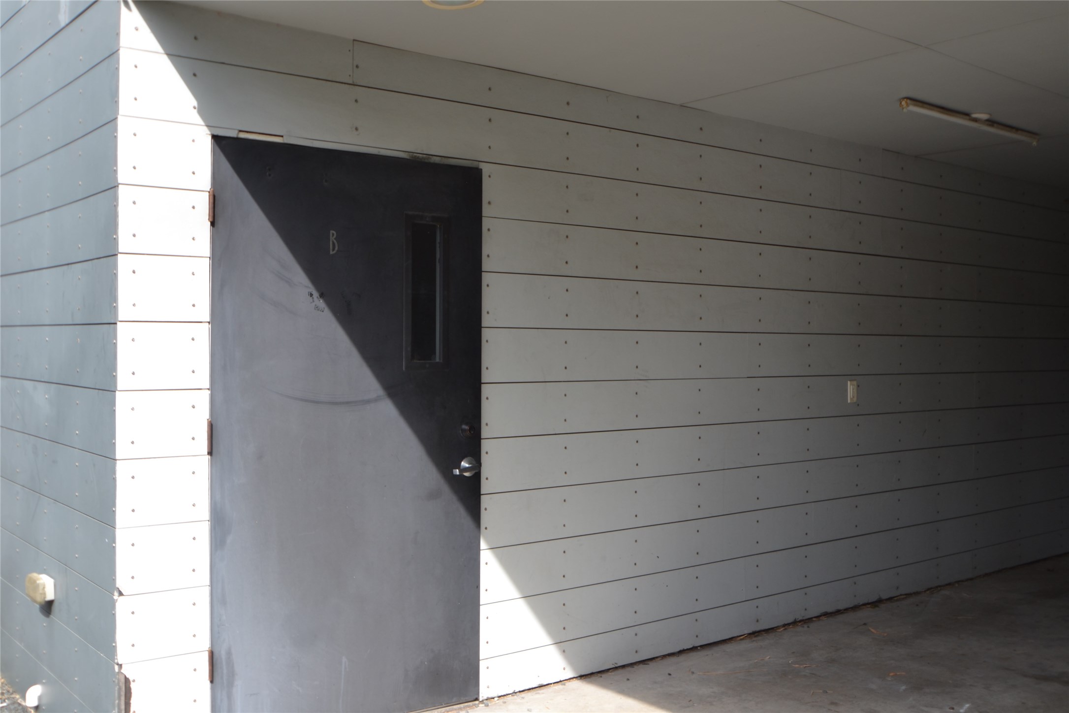 1316 Cleveland Street, Unit C Houston, TX 77019 - Photo 4 of 38 a view of balcony