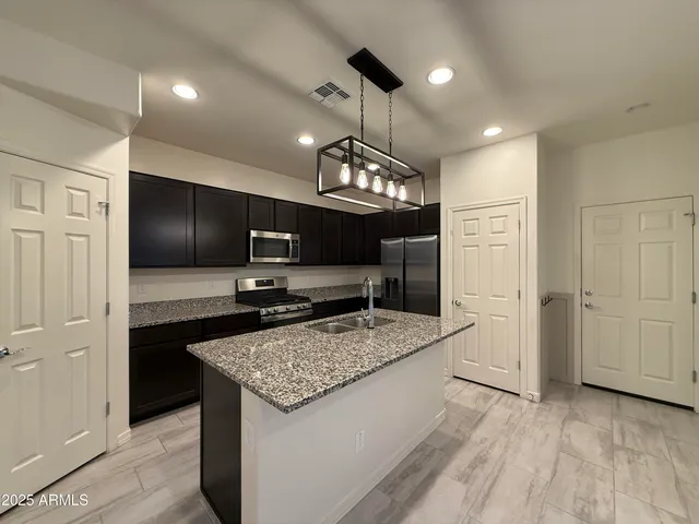 $2,095 | 1708 South 83rd Way, Mesa, AZ 85209