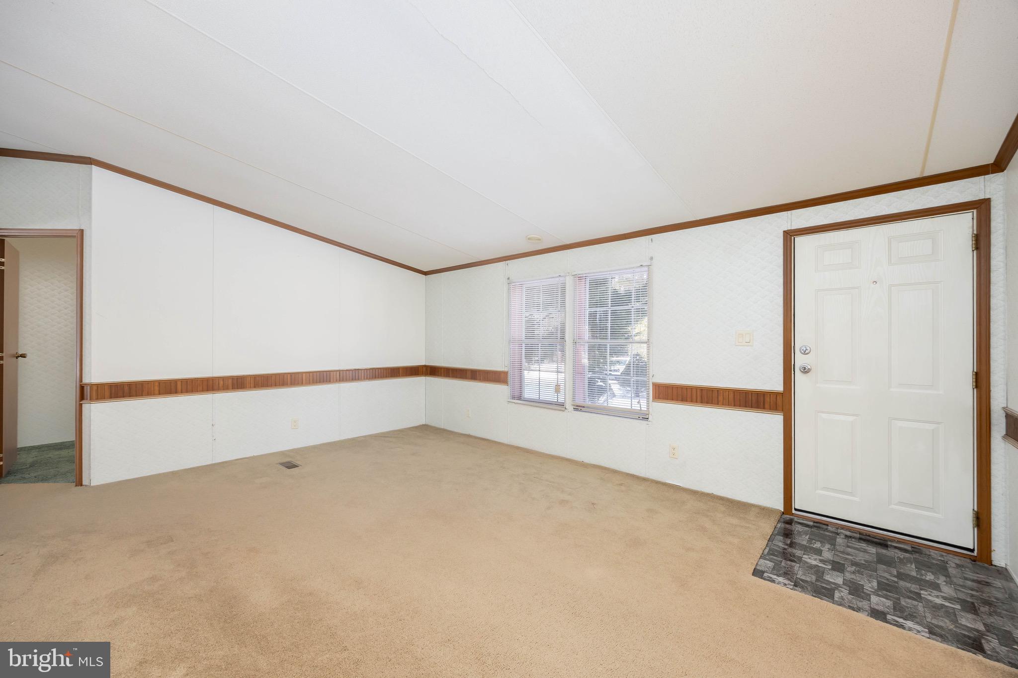 22147 Royal Oak Road Quantico, MD 21856 - Photo 23 of 65 a view of an empty room with a window