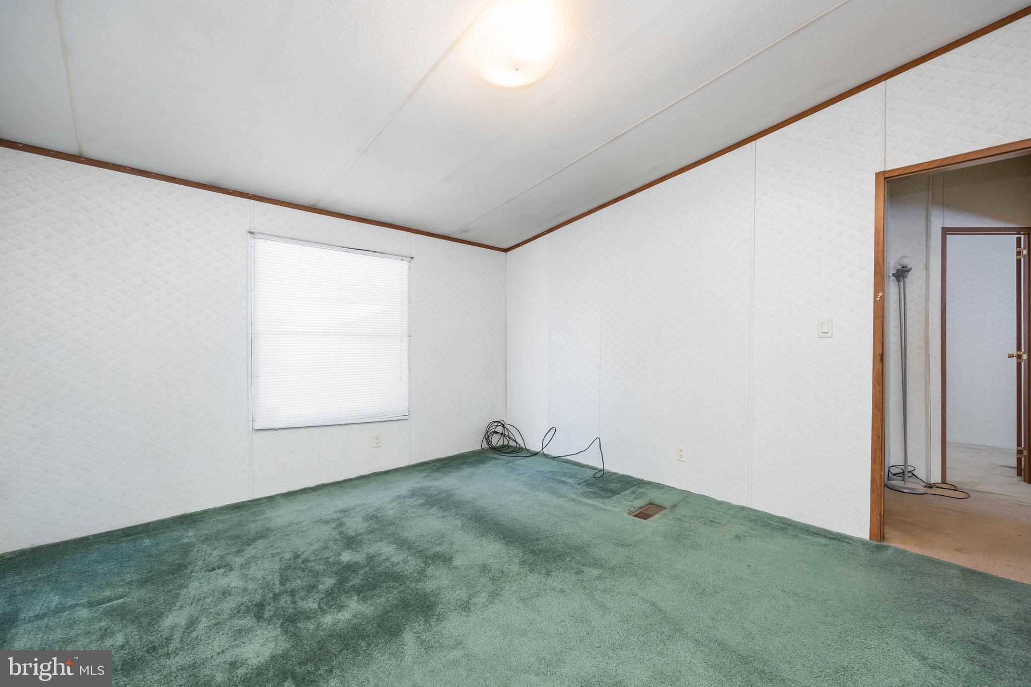 22147 Royal Oak Road Quantico, MD 21856 - Photo 44 of 65 an empty room with a window
