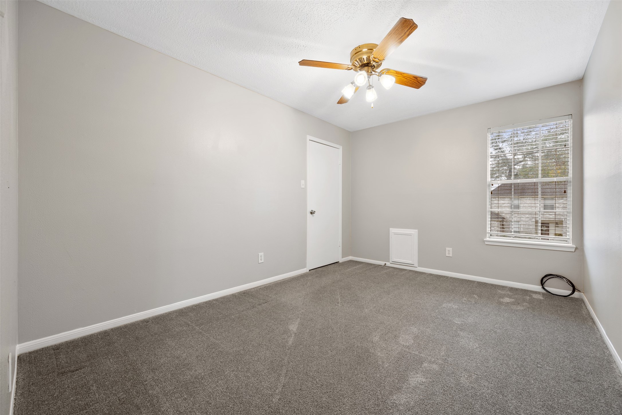 3607 Alderwood Drive Spring, TX 77388 - Photo 30 of 33 2ND BEDROOM