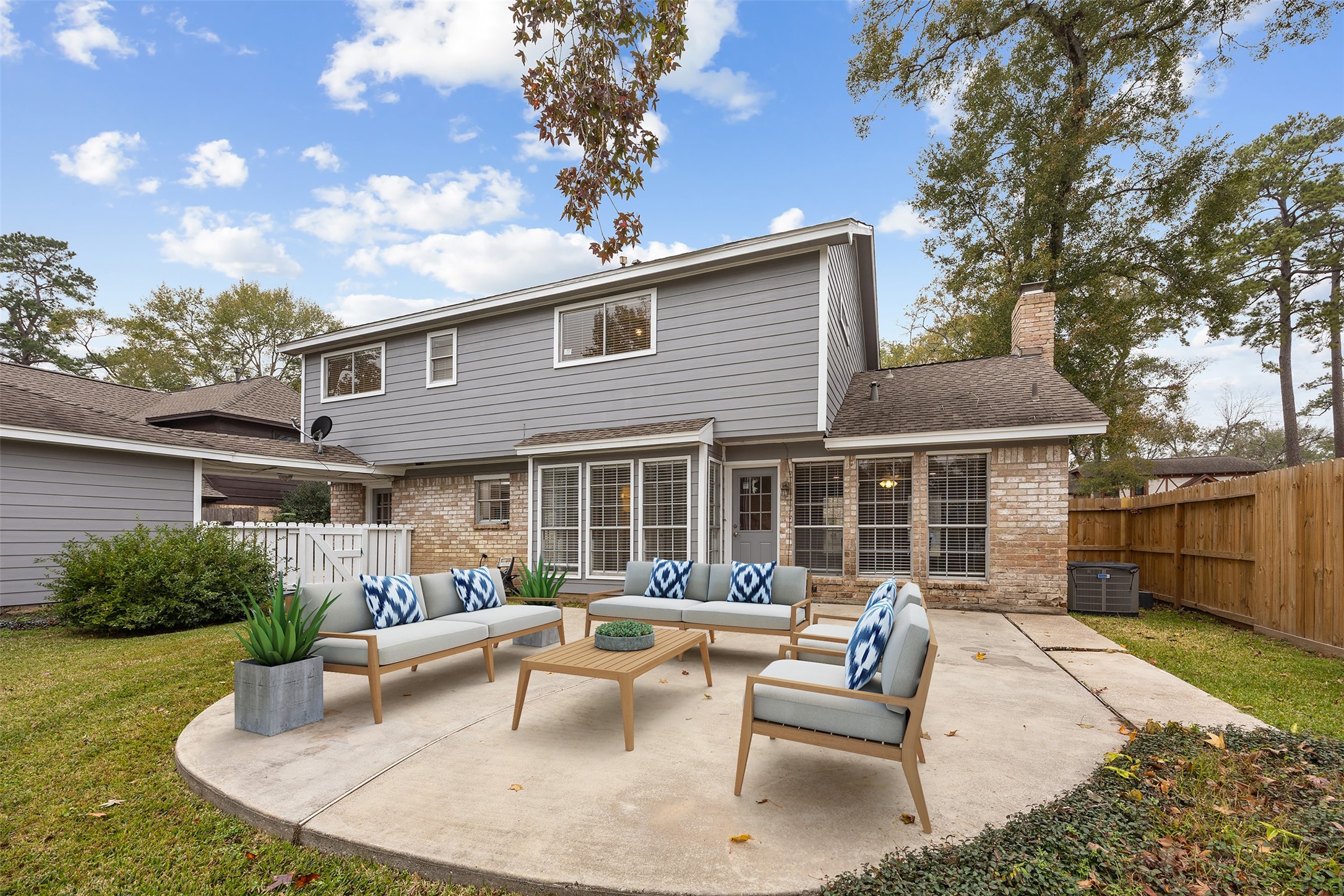 3607 Alderwood Drive Spring, TX 77388 - Photo 7 of 33 VIRTUALLY STAGED. IMAGINE RELAXING HERE