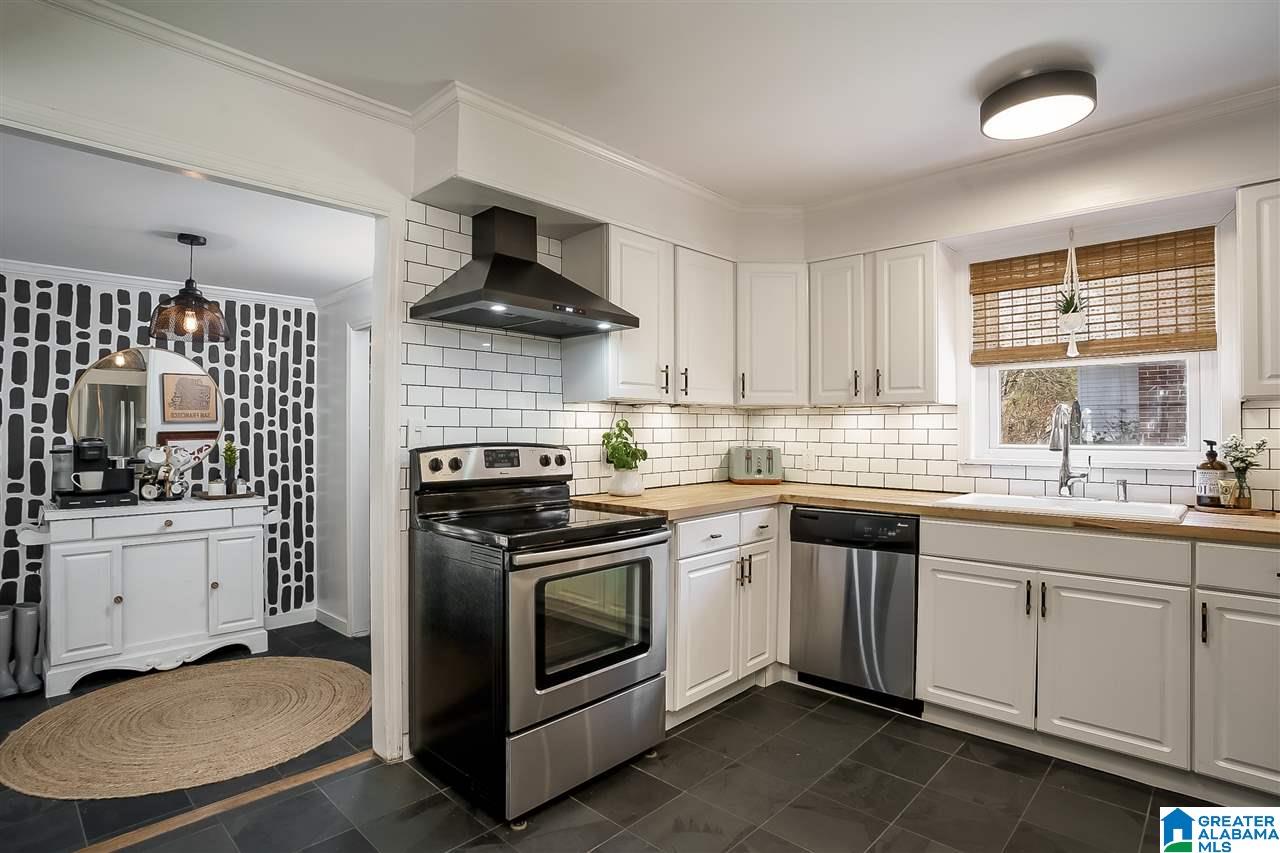 1516 Cresthill Road Birmingham, AL 35213 - Photo 13 of 36 Gallery Image 13