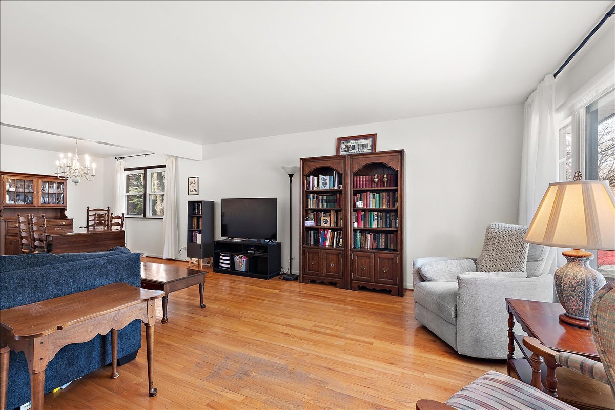 18522 Dixie Highway Homewood, IL 60430 - Photo 4 of 22