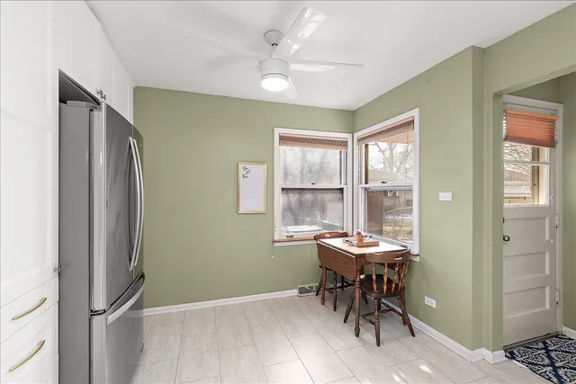 $249,900 | 18522 Dixie Highway, Homewood, IL 60430