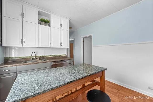 $3,400 | 2225 North 76th Court, Elmwood Park, IL 60707