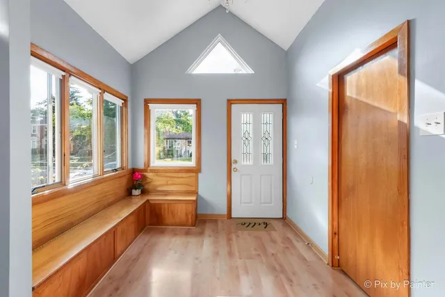 $3,400 | 2225 North 76th Court, Elmwood Park, IL 60707