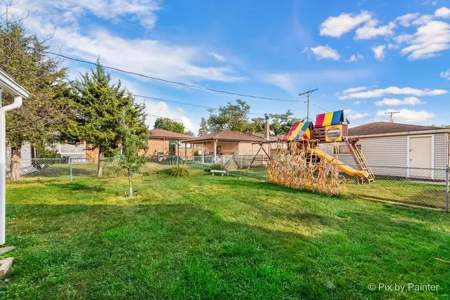 $3,400 | 2225 North 76th Court, Elmwood Park, IL 60707