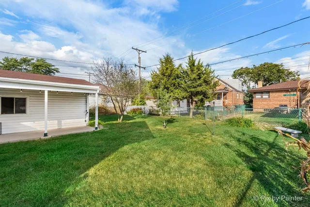 $3,400 | 2225 North 76th Court, Elmwood Park, IL 60707