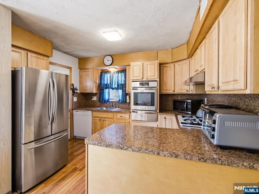 98 Moonachie Road Moonachie, NJ 07074 - Photo 6 of 48