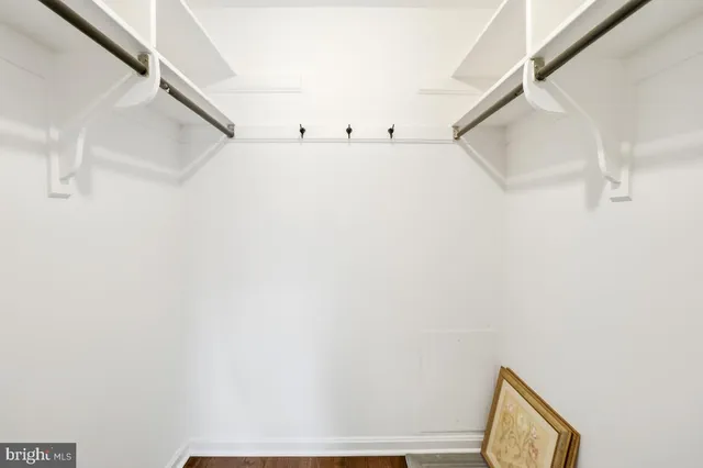 a view of utility room