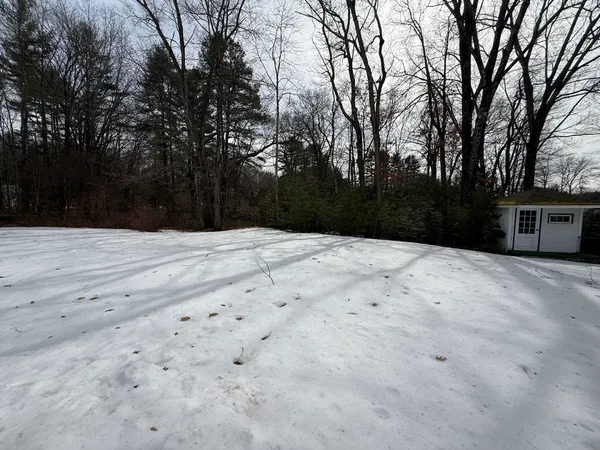 $1,500 | 286 Ceda Road, Charlestown, NH 03603