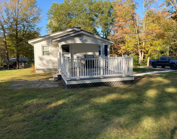 $1,500 | 286 Ceda Road, Charlestown, NH 03603