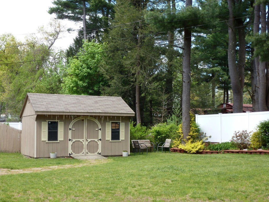 74 Jordan Street Springfield, MA 01129 - Photo 28 of 30 Gallery Image 28