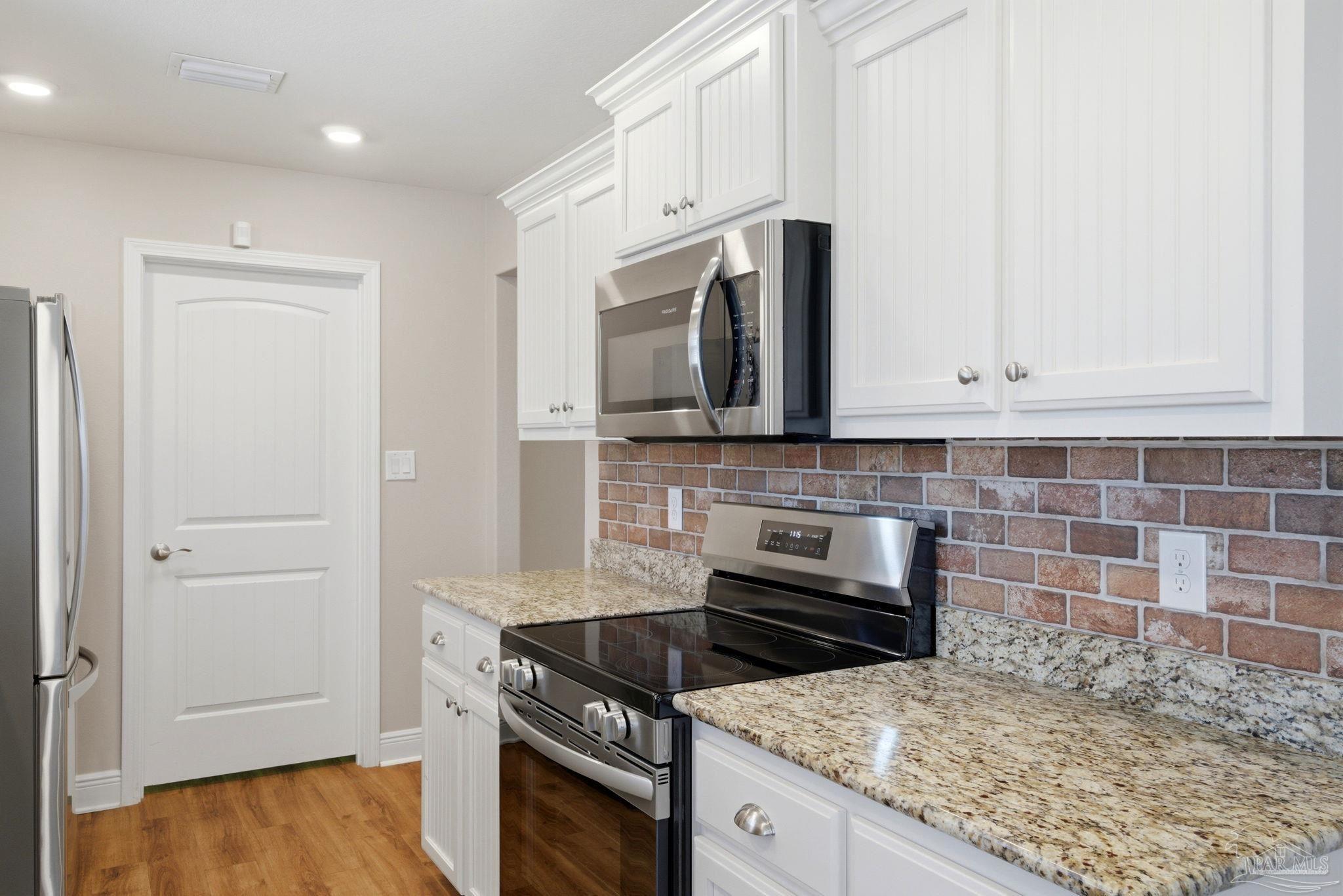 12264 Pinfish Road Pensacola, FL 32506 - Photo 10 of 28