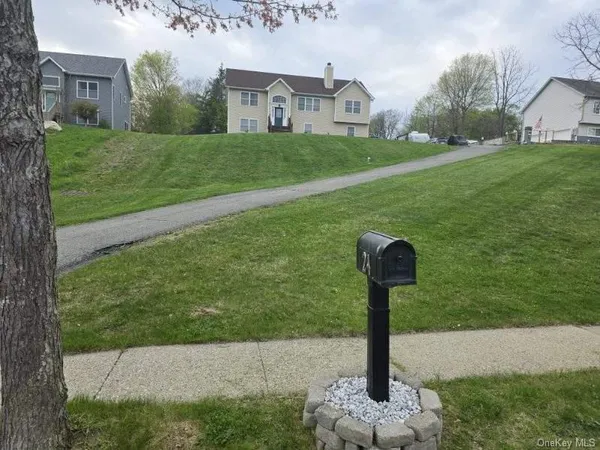 $499,999 | 24 Watkins Drive, Walden, NY 12586
